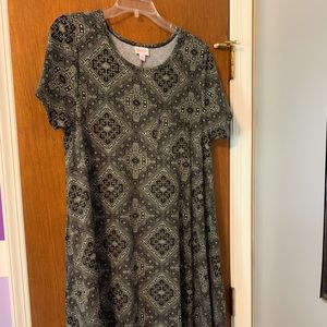 Lularoe Carly
